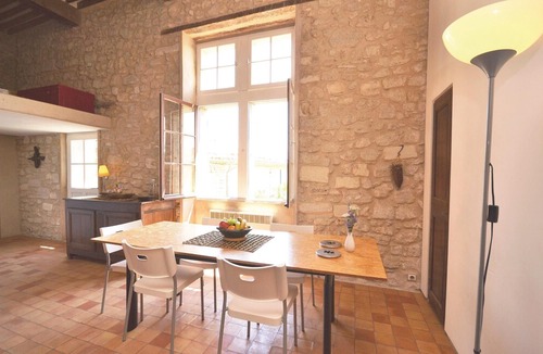 Viens Apartment | 2 bedroom accommodation in Viens