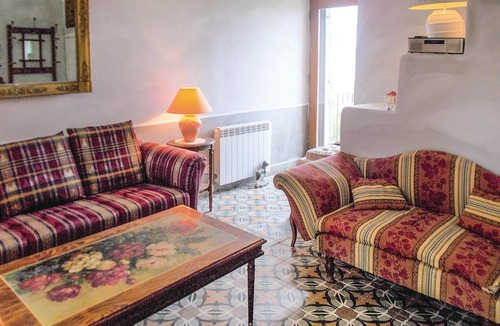 Viens House | 2 bedroom accommodation in Viens