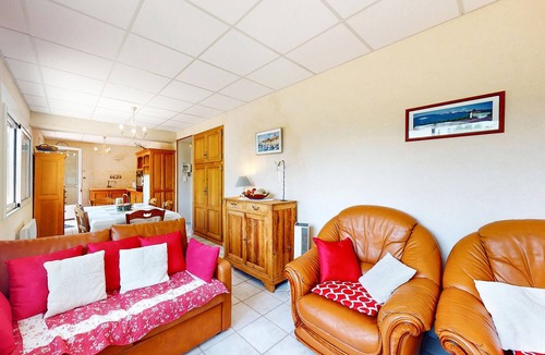 Caromb Apartment | 2 bedroom gorgeous apartment in Caromb