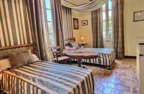 Remoulins Apartment | 200 m² Apartment ∙ 4 bedrooms ∙ 11 guests
