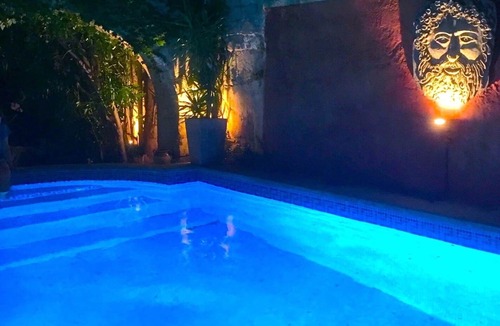 Sernhac House | 200 m2 artist's house in historic village 3km from Pont du Gard