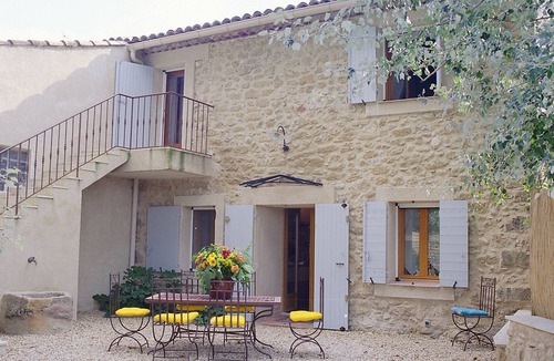 Villelaure House | 200 m² farm at the foot of the Luberon with swimming pool