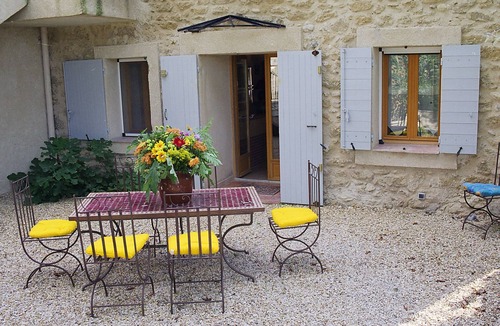 Villelaure House | 200 m² farm at the foot of the Luberon with swimming pool