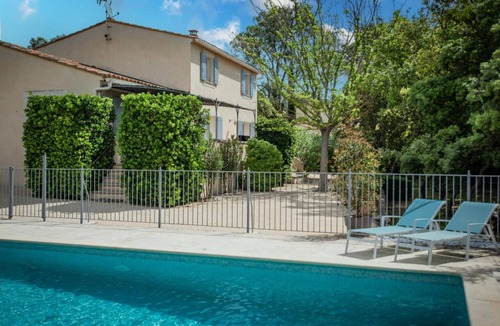 Saumane-de-Vaucluse House | 200 m² House ∙ 4 bedrooms ∙ 8 guests