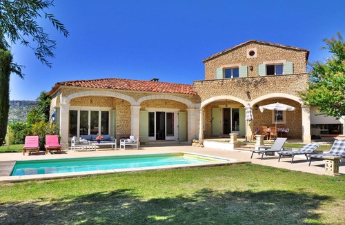 Gordes House | 200 m² House ∙ 4 bedrooms ∙ 10 guests