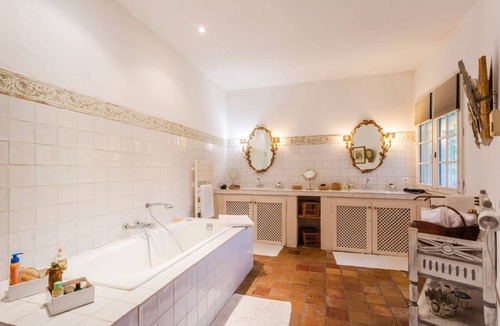 Fontvieille House | 200 m² House ∙ 4 bedrooms ∙ 8 guests