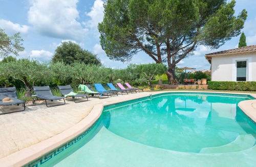 Castillon-du-Gard Villa | 200 m² Villa ∙ 4 bedrooms ∙ 8 guests
