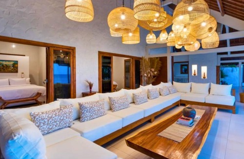 Tulamben Villa | 200 m² Villa ∙ 3 bedrooms ∙ 6 guests