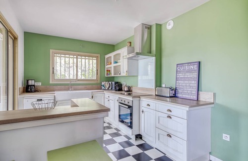 Draguignan Villa | 208 m² Villa ∙ 4 bedrooms ∙ 8 guests