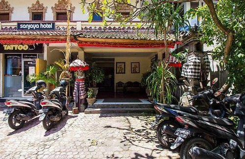 Kuta Hotel | 21 m² Hotel ∙ 20 guests