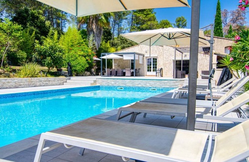 Pignans Other | 220 m² Accommodation ∙ 5 bedrooms ∙ 11 guests