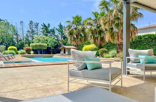 Maillane House | 220 m² House ∙ 4 bedrooms ∙ 8 guests