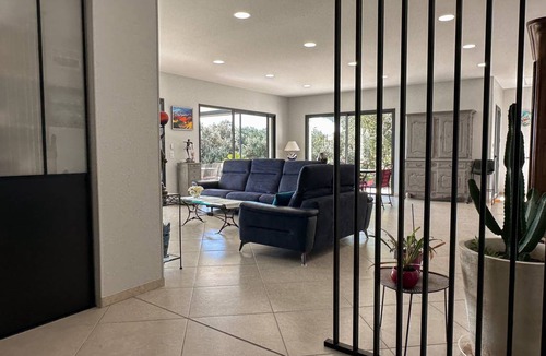 Saint-Restitut Villa | 230 m² Villa ∙ 3 bedrooms ∙ 6 guests