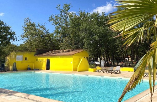 Saint-Saturnin-les-Apt House | 24 m² Bungalow ∙ 2 bedrooms ∙ 5 guests