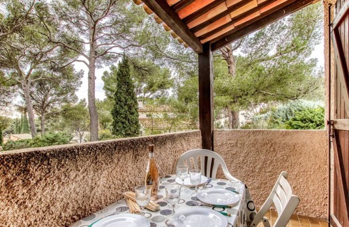 Saint-Cyr-sur-Mer Apartment | 24 m² Apartment ∙ 1 bedroom ∙ 4 guests