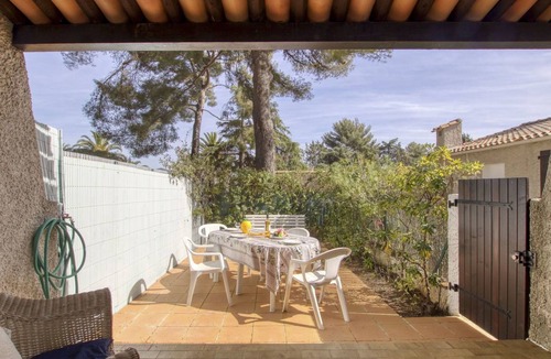 Saint-Cyr-sur-Mer Apartment | 24 m² Apartment ∙ 1 bedroom ∙ 4 guests