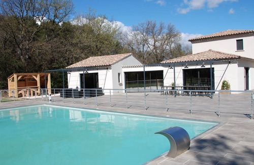 Saint-Genies-de-Comolas House | 240 m² House ∙ 6 bedrooms ∙ 14 guests