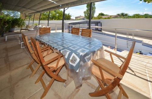 Saint-Gilles House | 240 m² House ∙ 5 bedrooms ∙ 6 guests