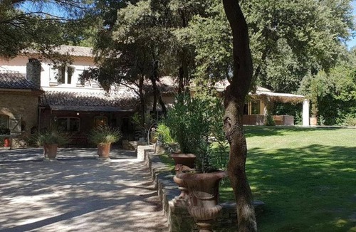 Orange Villa | 240 m² Villa ∙ 4 bedrooms ∙ 8 guests