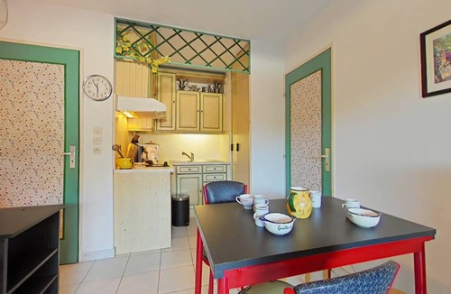 Les Bormettes Apartment | 25 m² Apartment ∙ 1 bedroom ∙ 4 guests