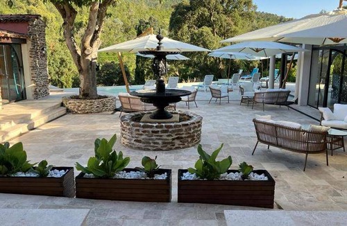 Bormes-Les-Mimosas Bed & Breakfast | 25 m² Bed and breakfast ∙ 4 guests