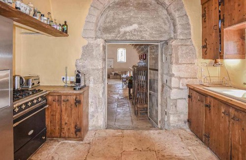 Bonnieux House | 250 m² House ∙ 4 bedrooms ∙ 8 guests