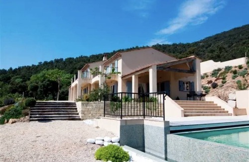 Plan-de-la-Tour Villa | 250 m² Villa ∙ 5 bedrooms ∙ 10 guests