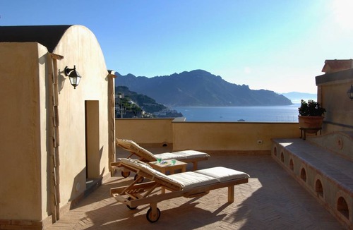 Vettica Villa | 250 m² Villa ∙ 6 bedrooms ∙ 12 guests