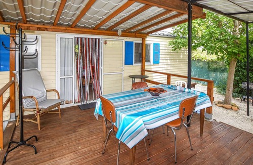 Entraigues-sur-la-Sorgue Other | 26 m² Camping ∙ 2 bedrooms ∙ 3 guests