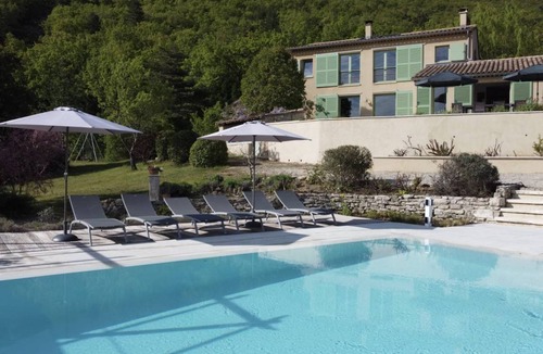 Auribeau House | 260 m² House ∙ 6 bedrooms ∙ 10 guests