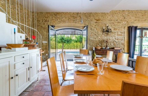 Bouchet House | 270 m² House ∙ 4 bedrooms ∙ 8 guests