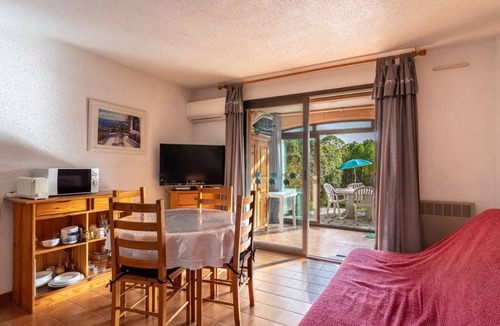 Rayol-Canadel-sur-Mer Apartment | 28 m² Apartment ∙ 1 bedroom ∙ 3 guests