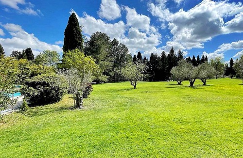 Chateaurenard House | 280 m² Farmhouse ∙ 5 bedrooms ∙ 10 guests