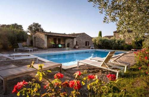 Gordes House | 290 m² House ∙ 4 bedrooms ∙ 10 guests