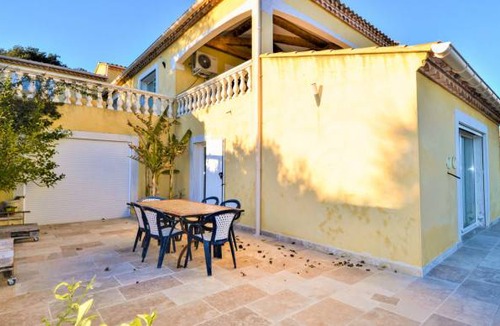 Comps House | 3 bedroom accommodation in Comps