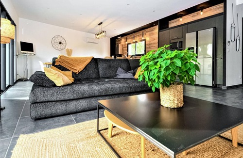 Montfavet House | 3 bedroom amazing home in Montfavet