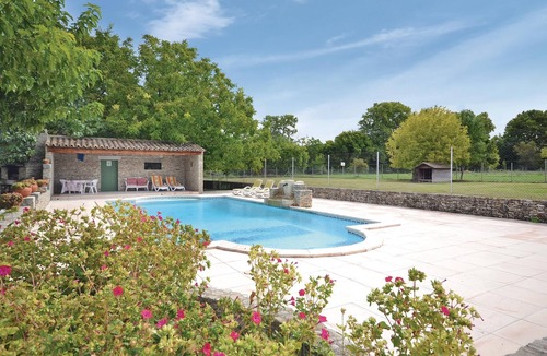 Lagnes House | 3 bedroom amazing home in Lagnes