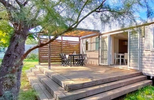 Saint-Mitre-les-Remparts House | 30 m² Mobile home ∙ 2 bedrooms ∙ 6 guests