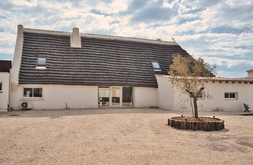 Saintes-Maries-de-la-Mer Villa | 300 m² Villa ∙ 7 bedrooms ∙ 15 guests