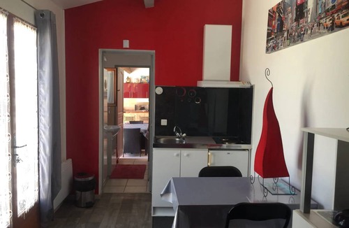 Sernhac Apartment | 30 m² Studio flat ∙ 1 bedroom ∙ 2 guests