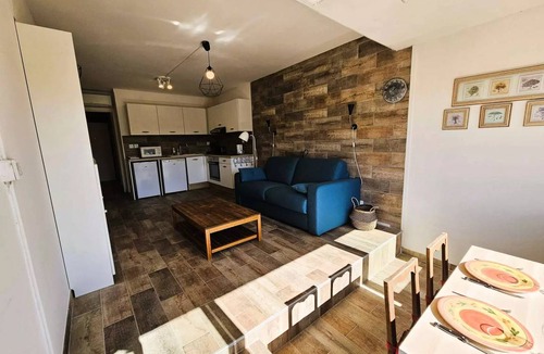 Les Sablettes Apartment | 30 m² Studio flat ∙ 1 bedroom ∙ 2 guests