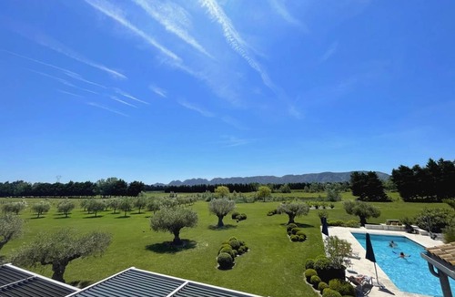 St.-Remy-de-Provence House | 300 m² House ∙ 5 bedrooms ∙ 14 guests