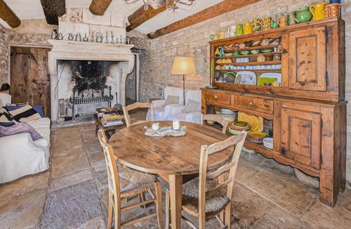 Bonnieux House | 300 m² House ∙ 7 bedrooms ∙ 14 guests
