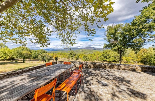 Saignon Villa | 300 m² Villa ∙ 6 bedrooms ∙ 12 guests
