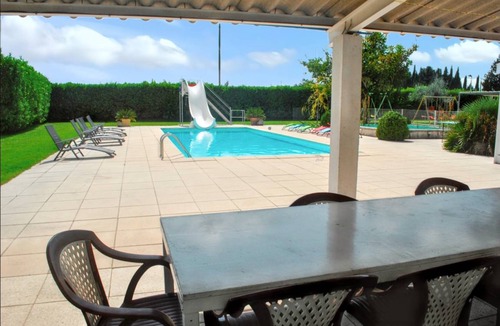 Meynes Villa | 300 m² Villa ∙ 6 bedrooms ∙ 14 guests