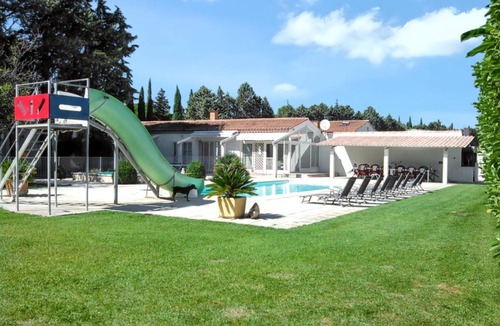 Meynes Villa | 300 m² Villa ∙ 6 bedrooms ∙ 14 guests