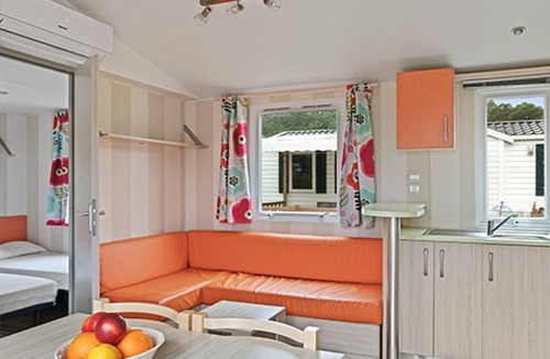 Montagnac-Montpezat House | 33 m² Mobile home ∙ 3 bedrooms ∙ 6 guests