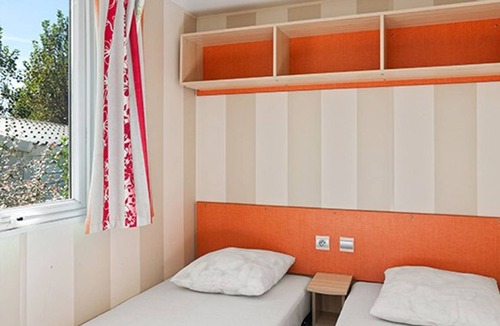 Montagnac-Montpezat House | 33 m² Mobile home ∙ 3 bedrooms ∙ 6 guests