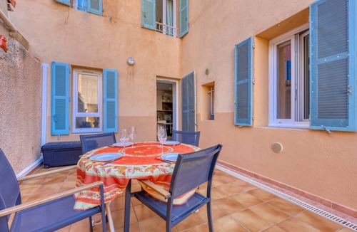 Sanary-sur-Mer Apartment | 34 m² Apartment ∙ 1 bedroom ∙ 4 guests