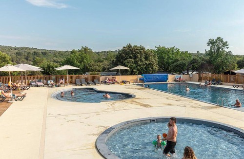 Montagnac-Montpezat House | 34 m² Mobile home ∙ 3 bedrooms ∙ 6 guests